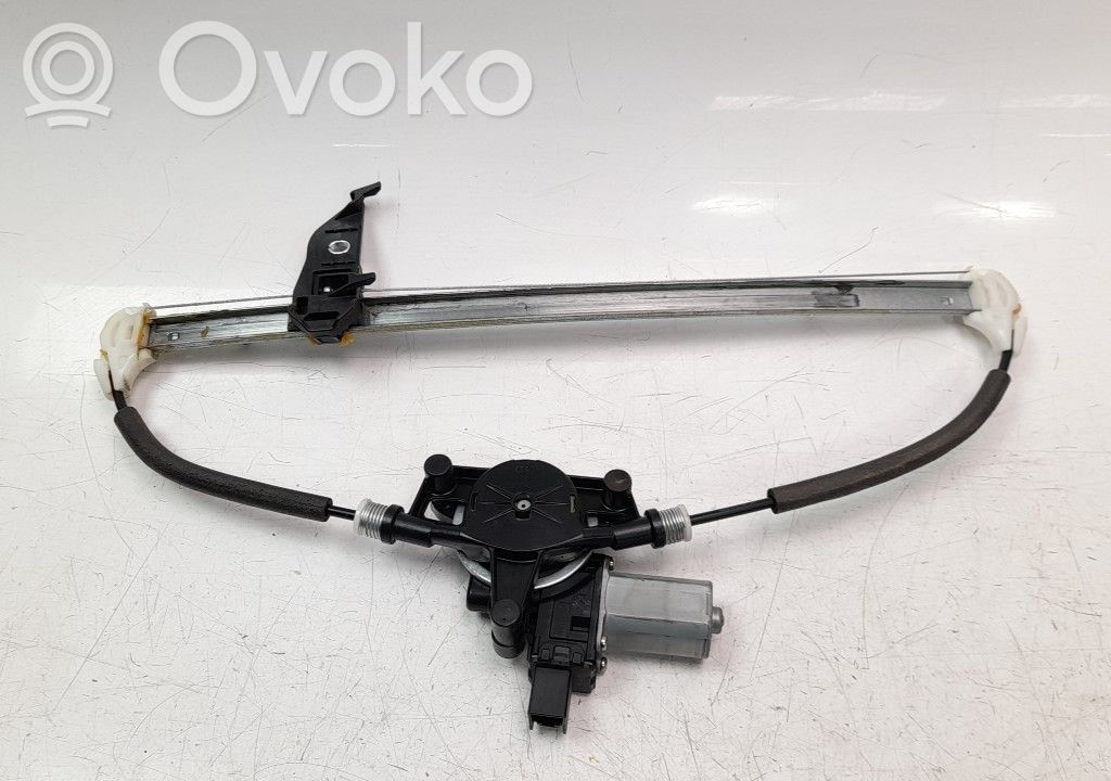 Mazda 3 III Regulador de puerta trasera con motor 