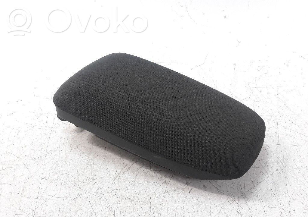 Toyota Auris E180 Reposabrazos 