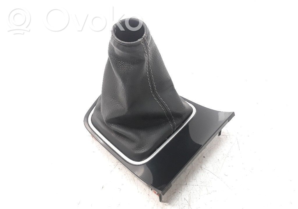 Toyota Auris E180 Palanca de cambios 