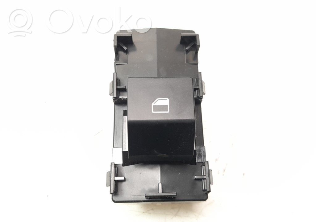 KIA Niro Electric window control switch 
