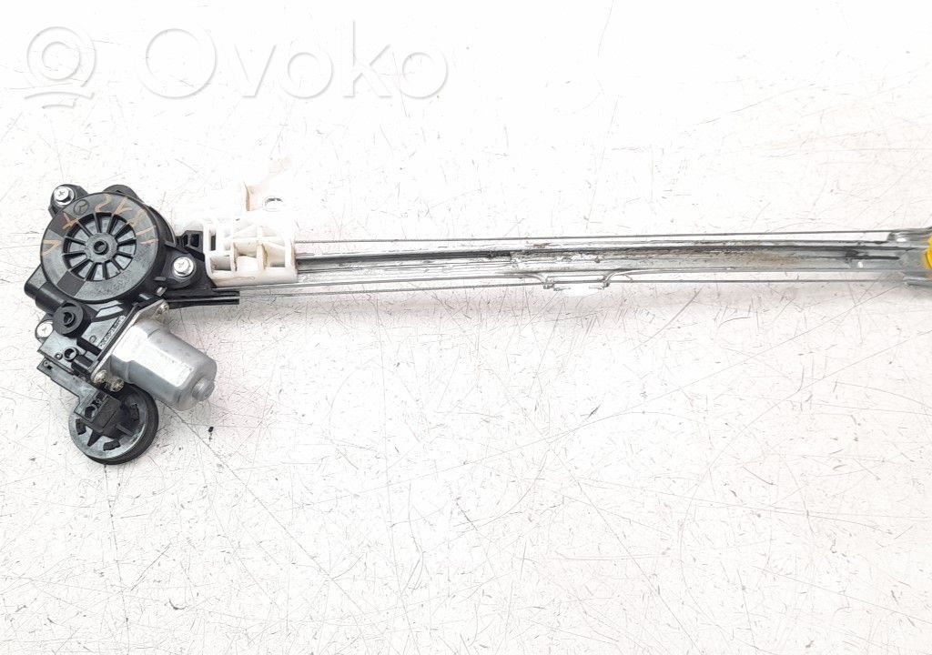 Mazda 3 Regulador de puerta trasera con motor 