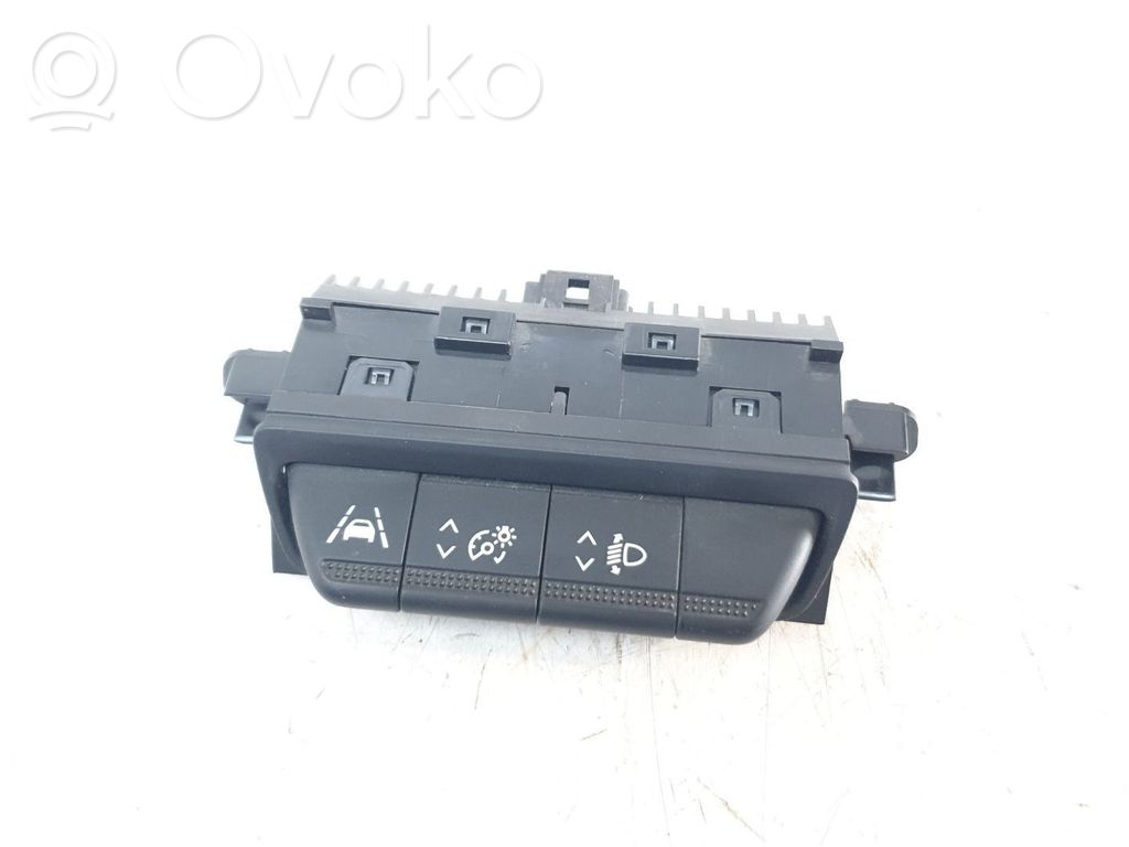 Renault Clio IV Boutons / interrupteurs volant 