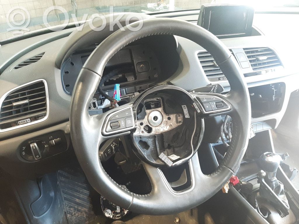 Audi Q3 F3 Volante 