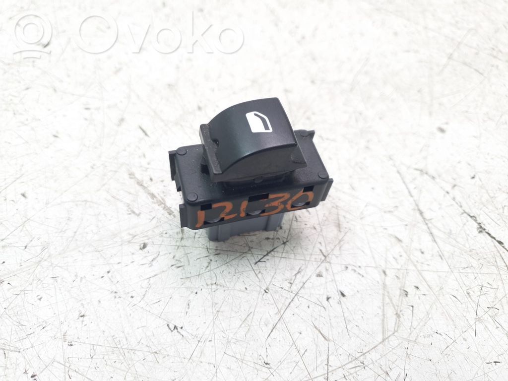 Opel Combo E Electric window control switch 