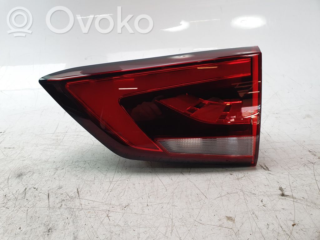 MG ZS Takaluukun takavalot 