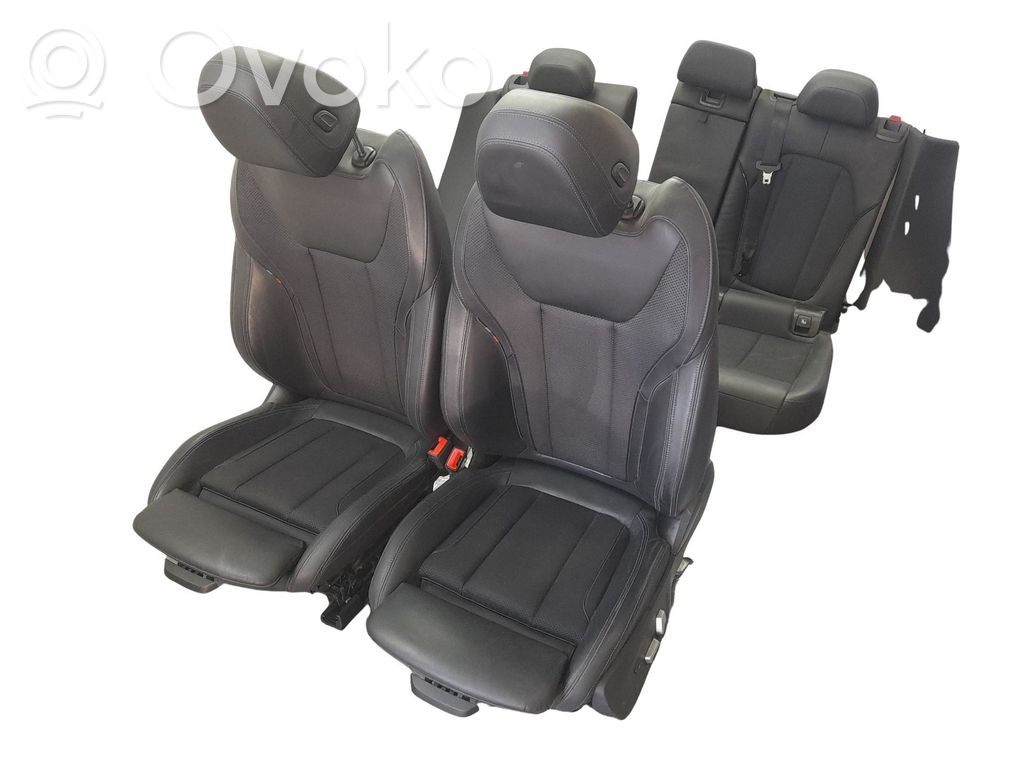Istuinsarja   52107472449