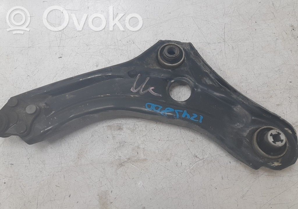 Renault Megane IV Braccio di controllo sospensione anteriore