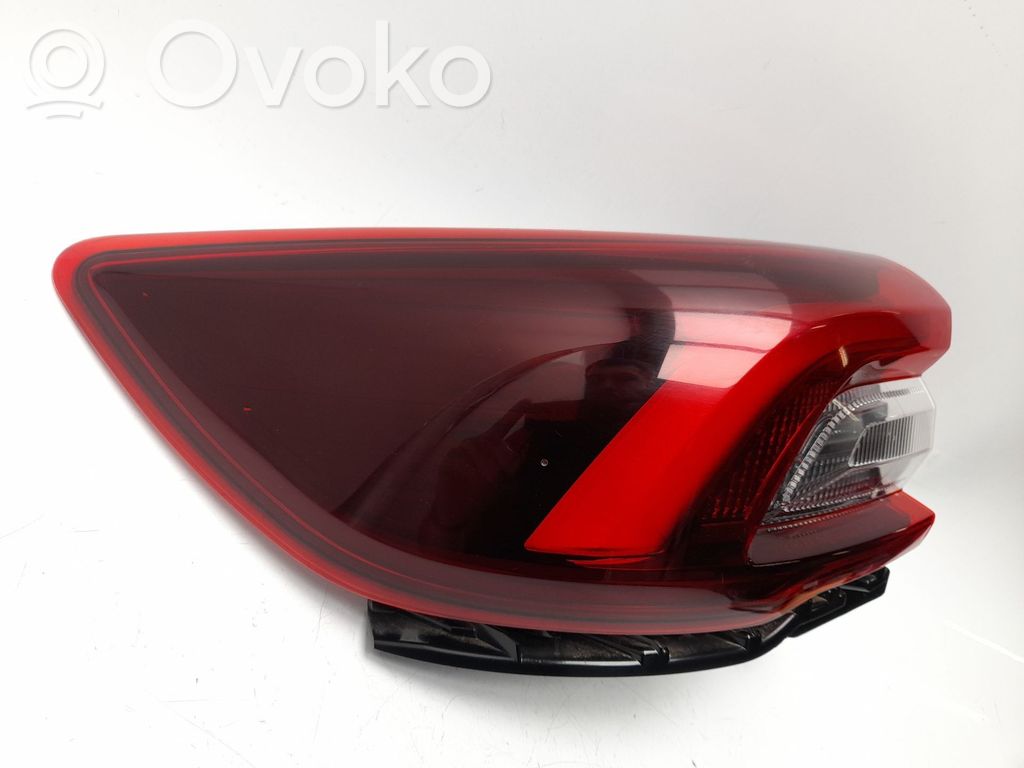 Lampa tylna   PV4B13405AE