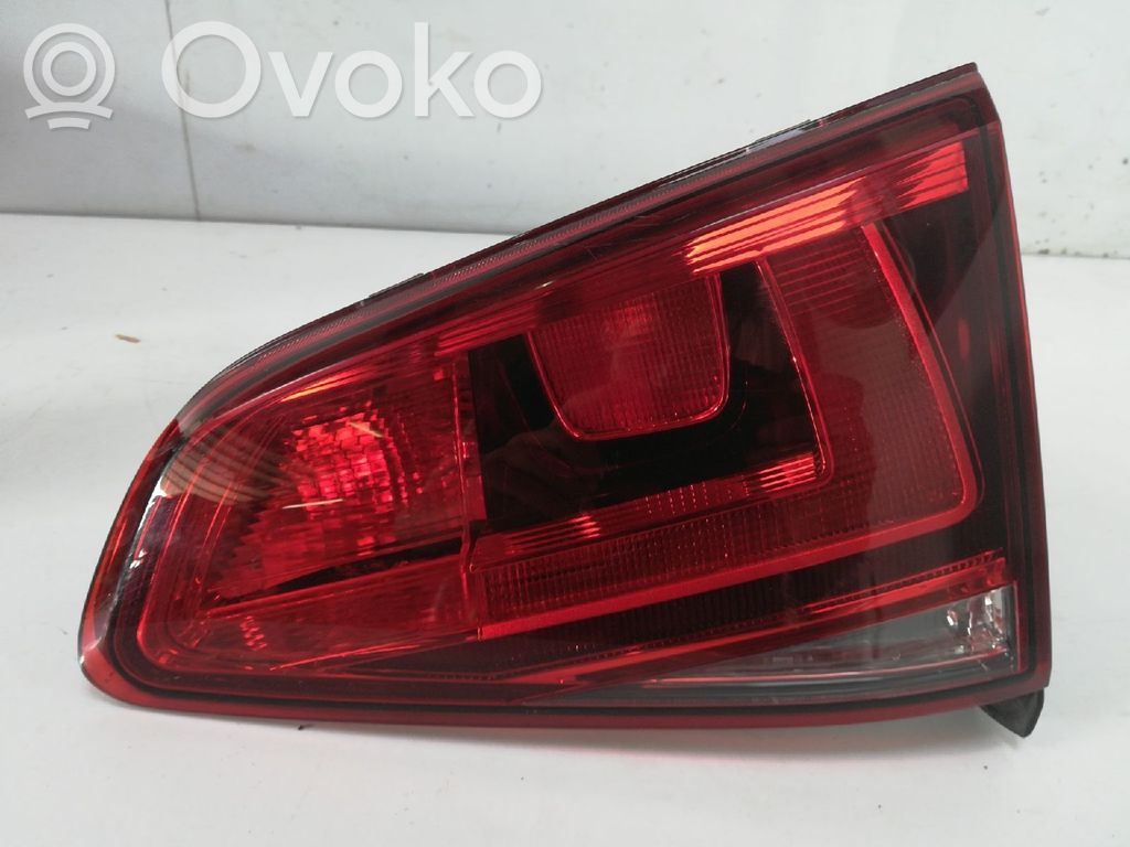 Lampa tylna   5G0945094AE,103F23620776,16010732
