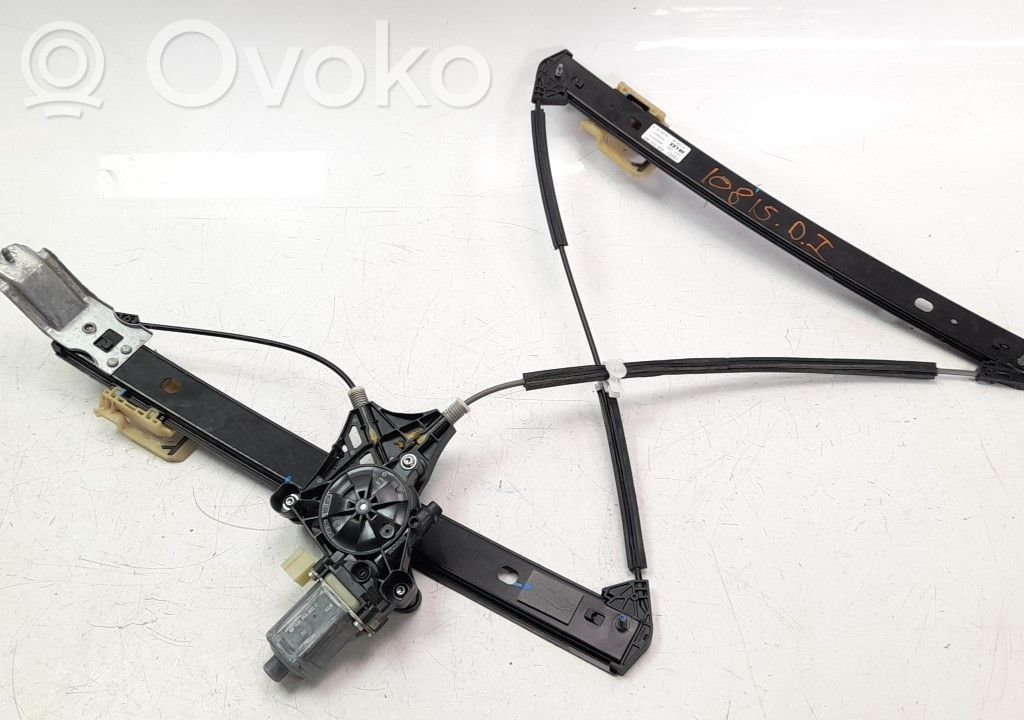 Audi Q3 F3 Alzacristalli manuale della portiera anteriore