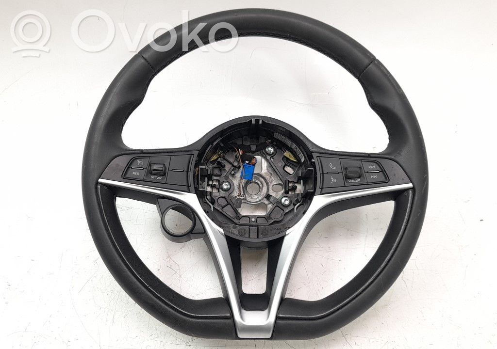 Ohjauspyörä   6000628867