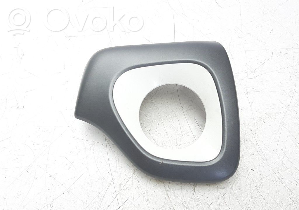 Toyota Aygo AB40 Osłona tylnej klapy 