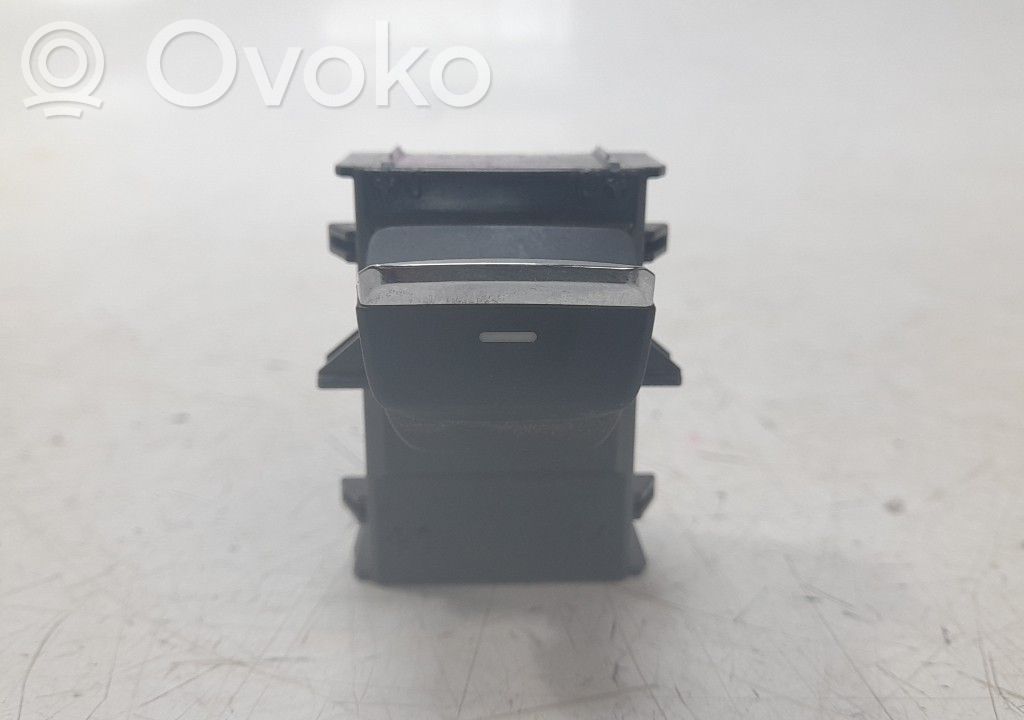 Electric window control switch   83071FL330