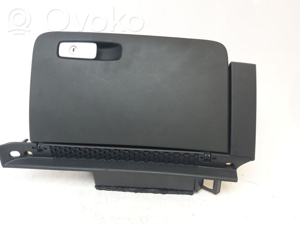 Handschuhfach   8X1857035B