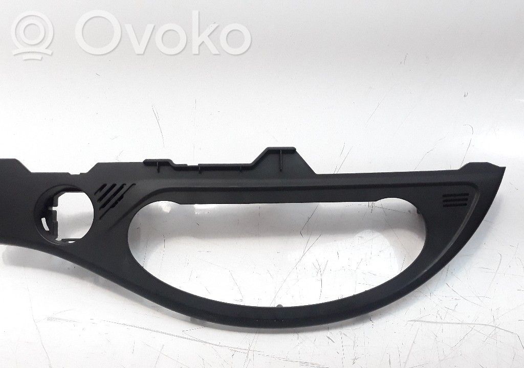 Toyota Yaris Bottom trim 