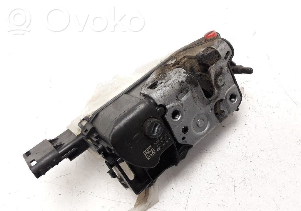 Citroen C3 Takaoven lukko 