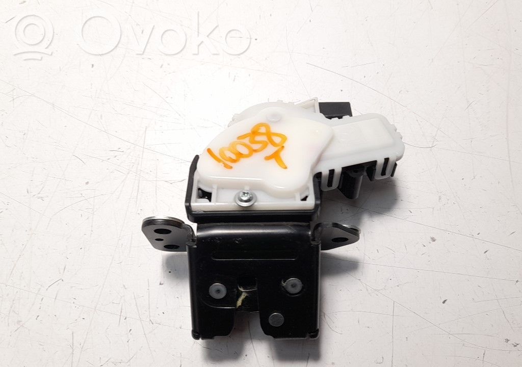 Tailgate lock latch   G33M62310B
