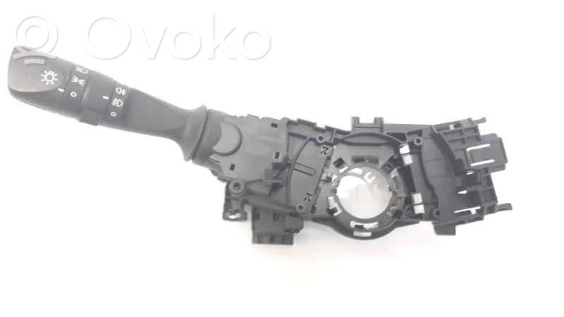 Commodo de clignotant   17F852