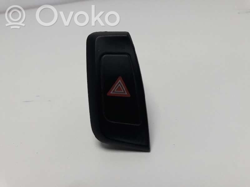 Botón interruptor de luz de peligro   8K1941509B