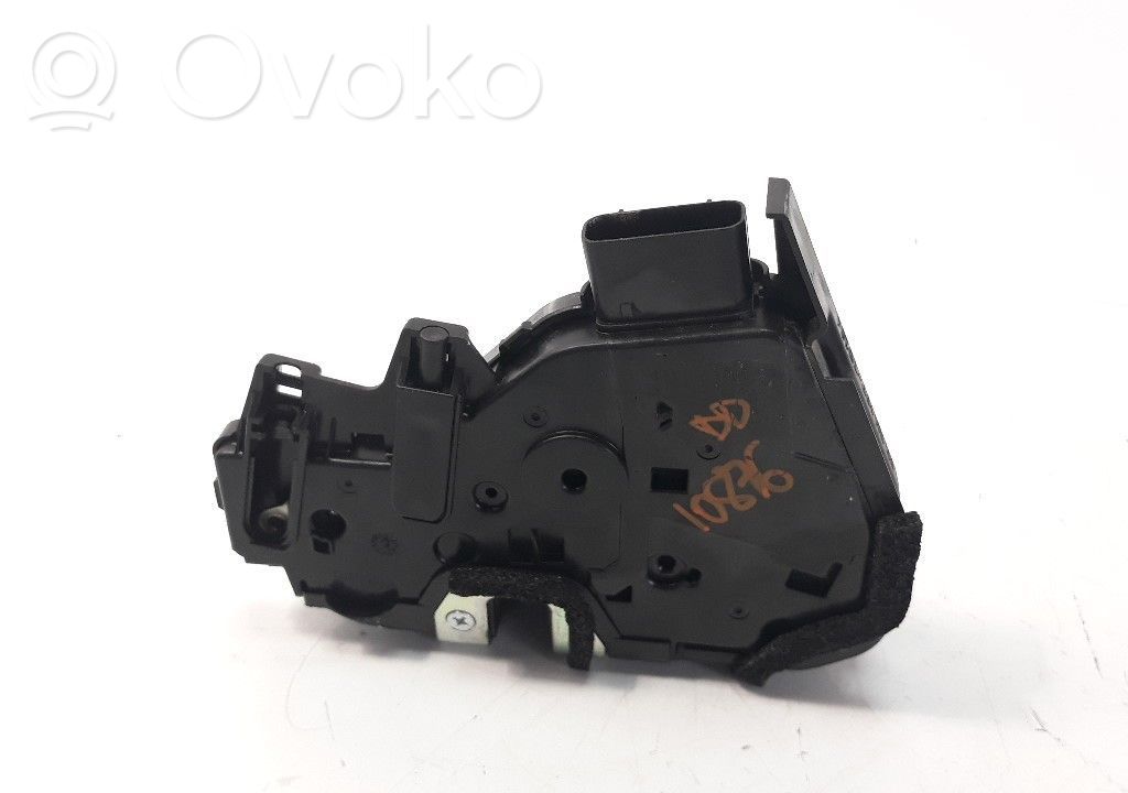 KIA Stonic Etuoven lukko 