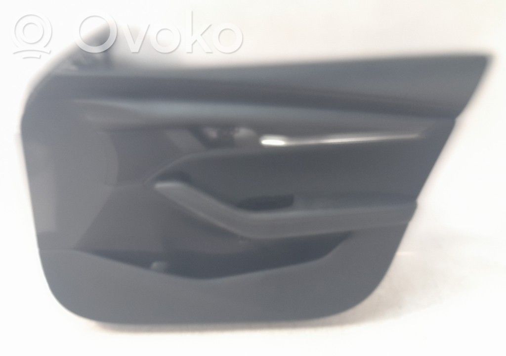 Mazda 3 Revestimiento de puerta delantera 
