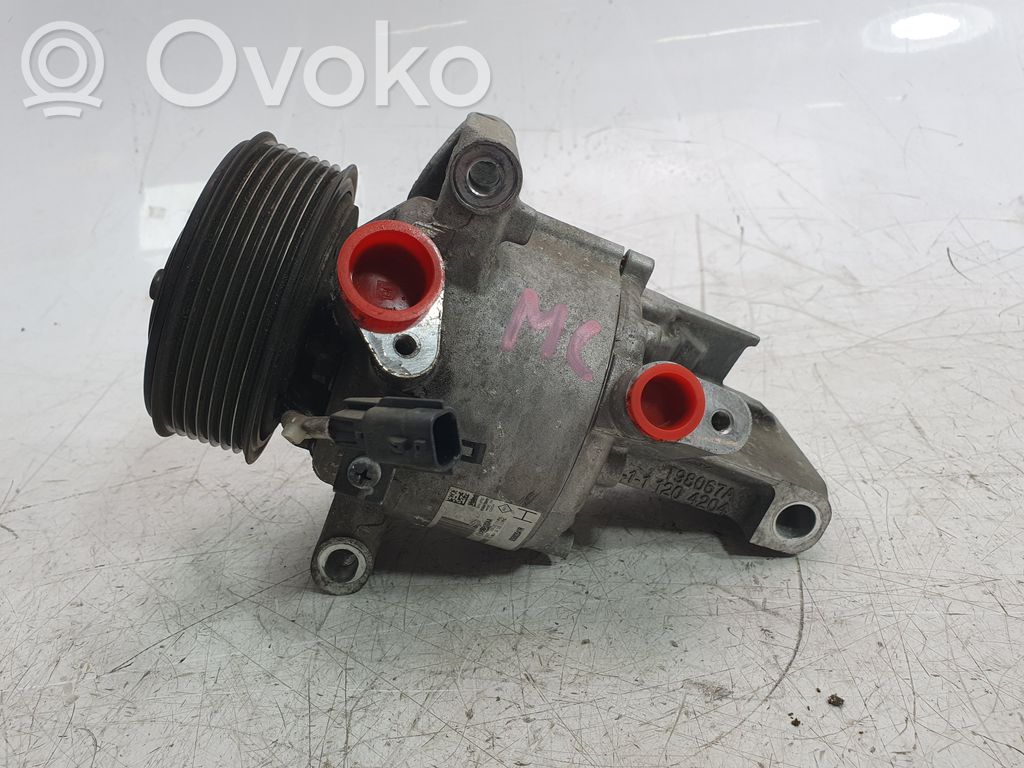 Nissan Micra C+C Klimakompressor Pumpe 