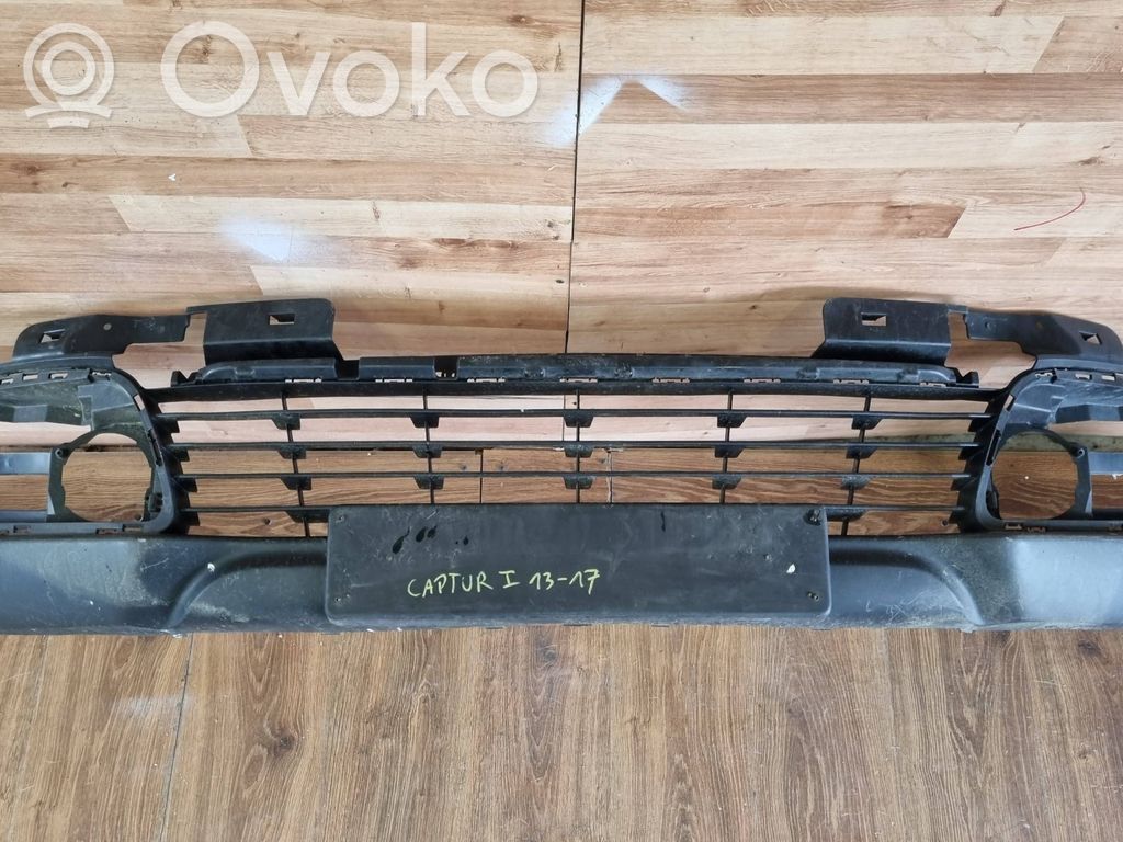 Renault Captur Front bumper 