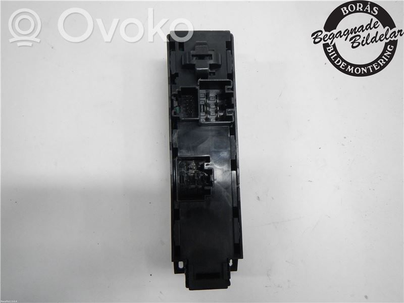 Elektrisko logu slēdzis   1815214,D1T14A132FA