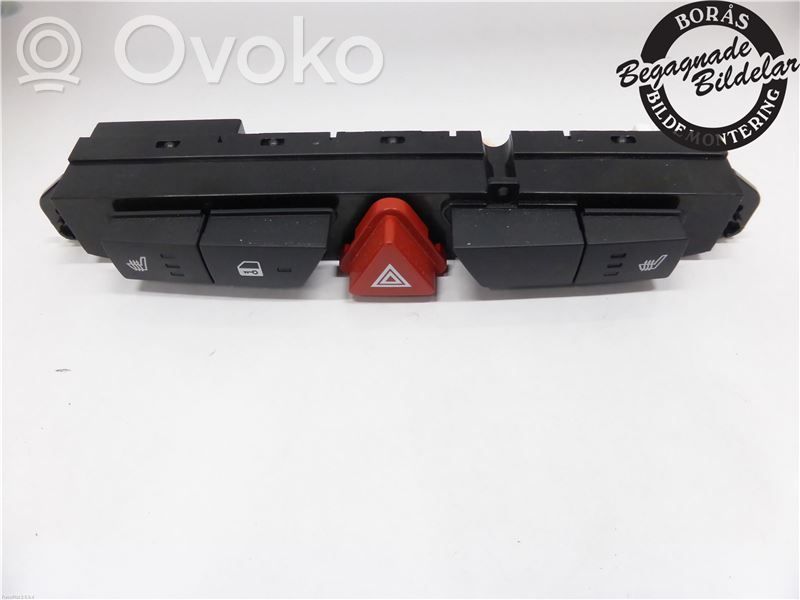 KIA Ceed Hazard light switch 