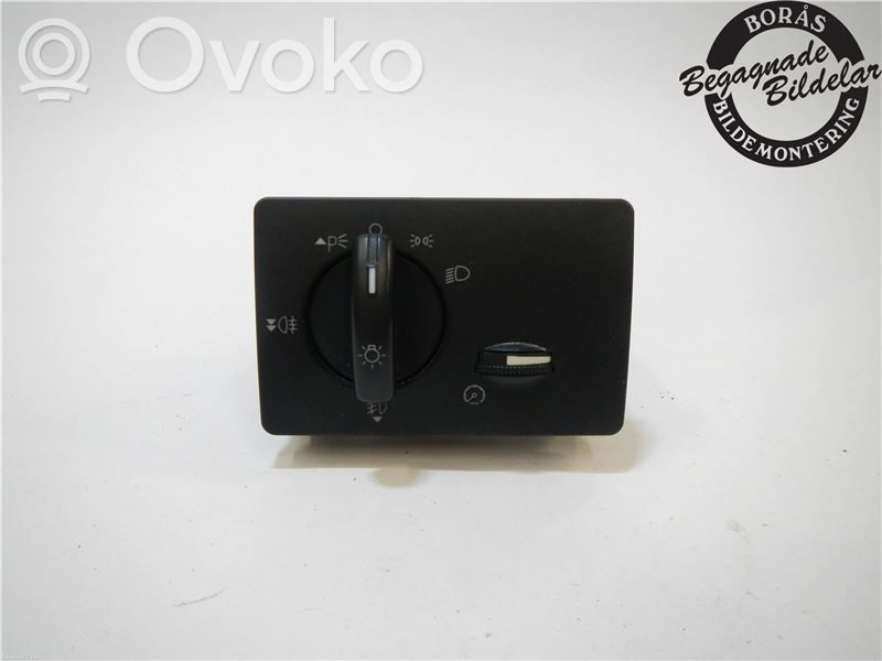 Ford Focus Light switch 