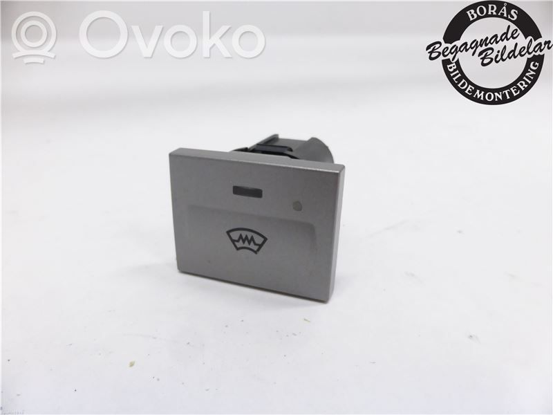 Electric window control switch   1559587