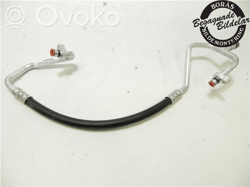 Mazda 3 III Ilmastointilaitteen putki (A/C) 