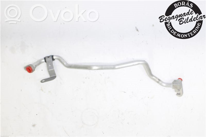Ilmastointilaitteen putki (A/C)   924503VD0A,924503VD0A