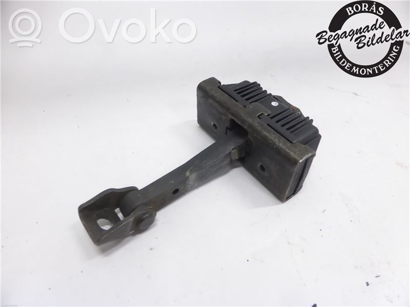 Volkswagen Golf III Etuoven pidätin 