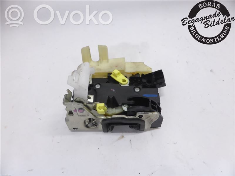 Dacia Dokker Front door lock 
