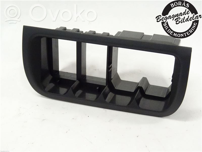 KIA Rio Dashboard trim 