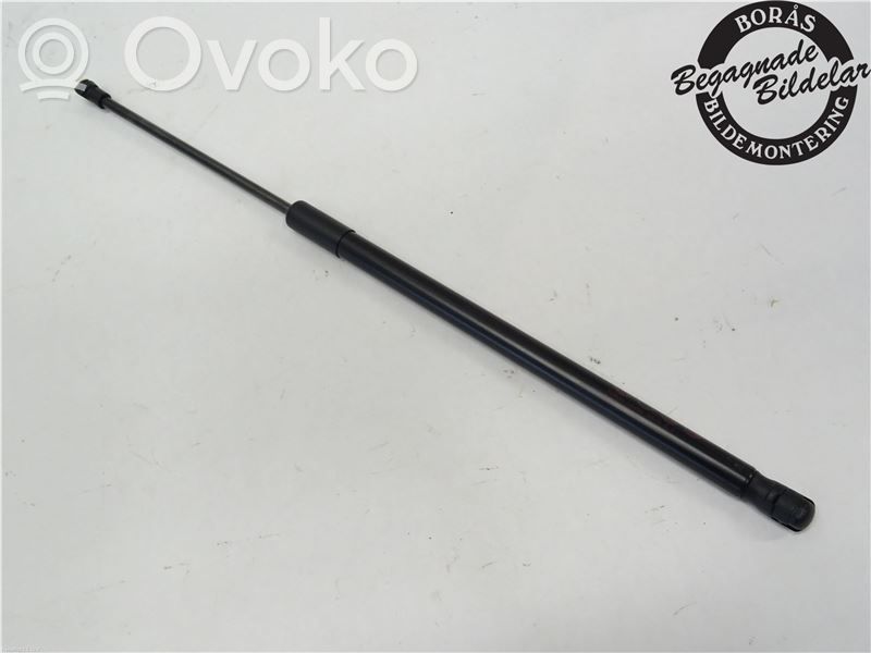 Mazda 2 Tailgate strut 