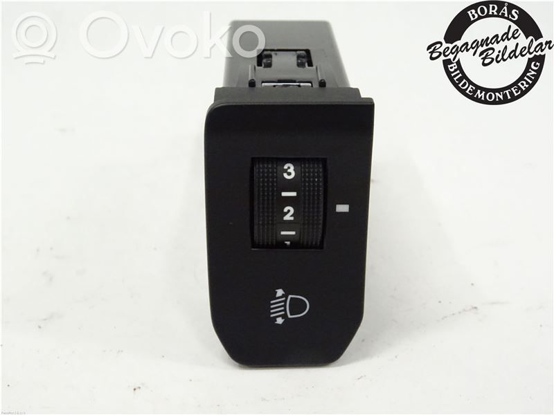 KIA Rio Light switch 