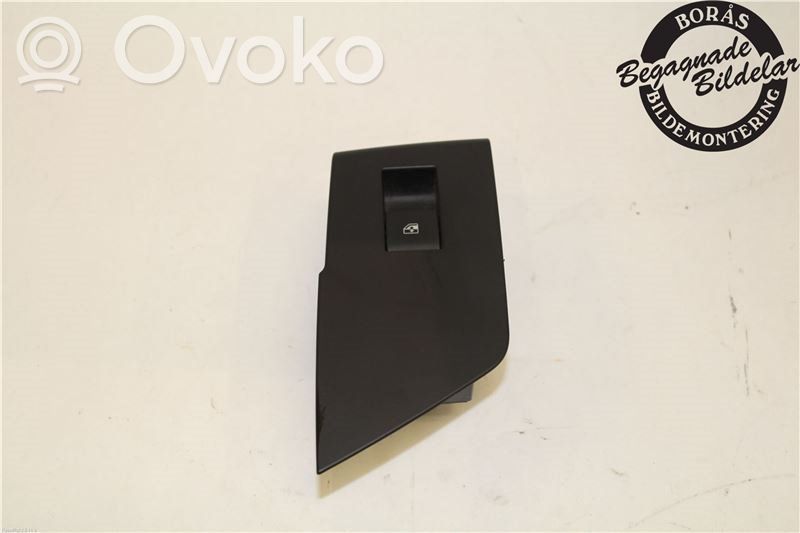 Electric window control switch   13307900,13307900