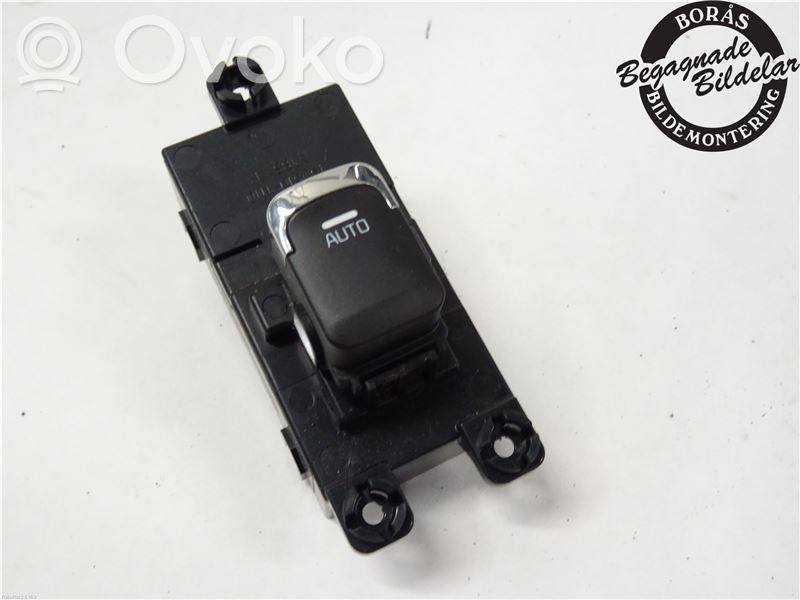 KIA Ceed Interruptor del elevalunas eléctrico 