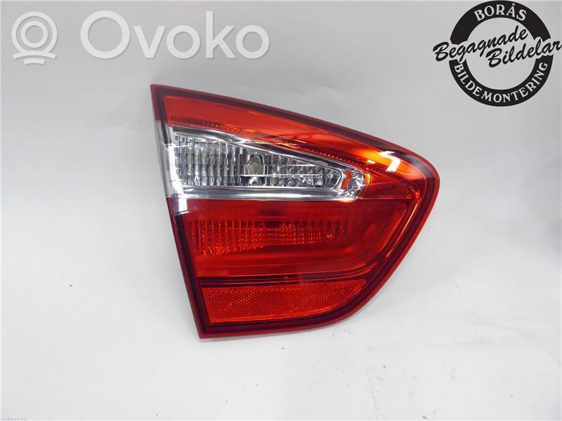 KIA Rio Takaluukun takavalot 