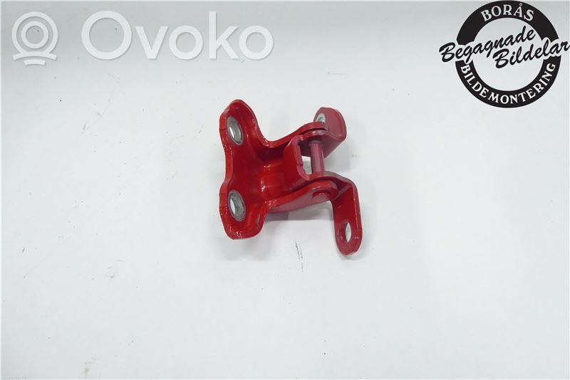 Peugeot 108 Rear door upper hinge 
