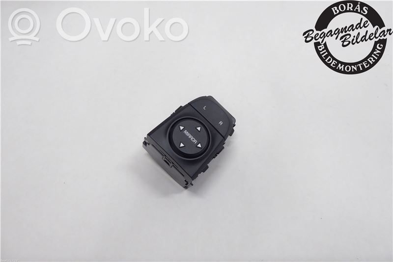 KIA Niro Interruptor del espejo lateral 