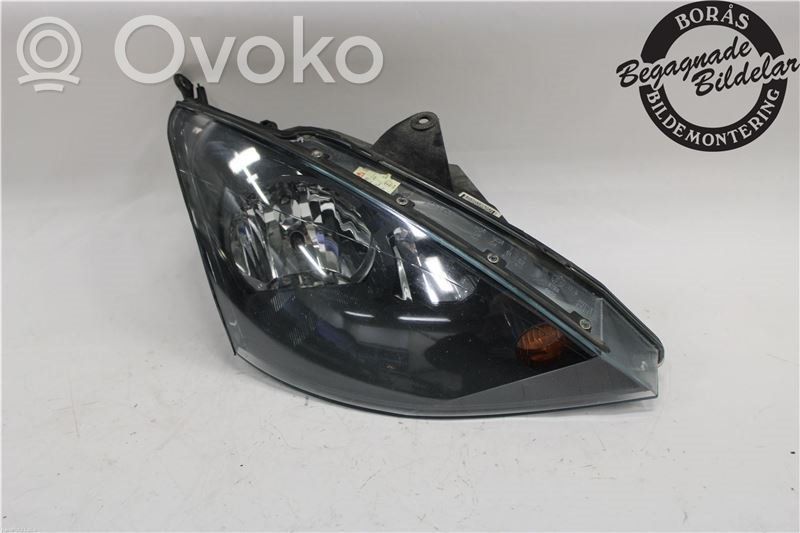 Ford Focus Headlight/headlamp 