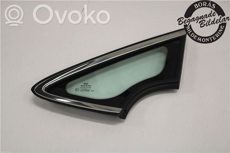 KIA Ceed Front triangle window/glass 