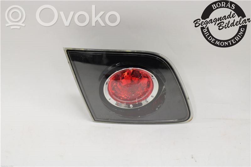 Mazda 3 I Takaluukun takavalot 