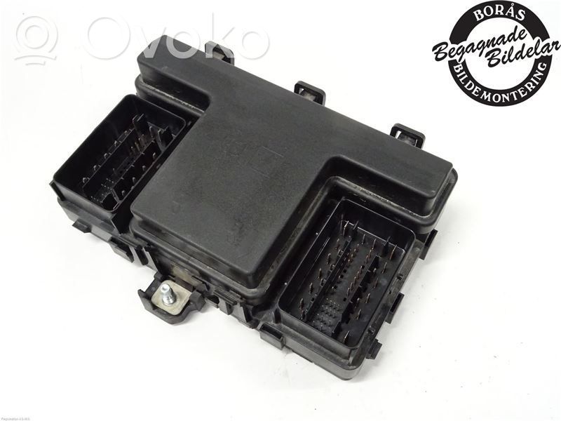 Ford Mondeo MK V Módulo de fusible 