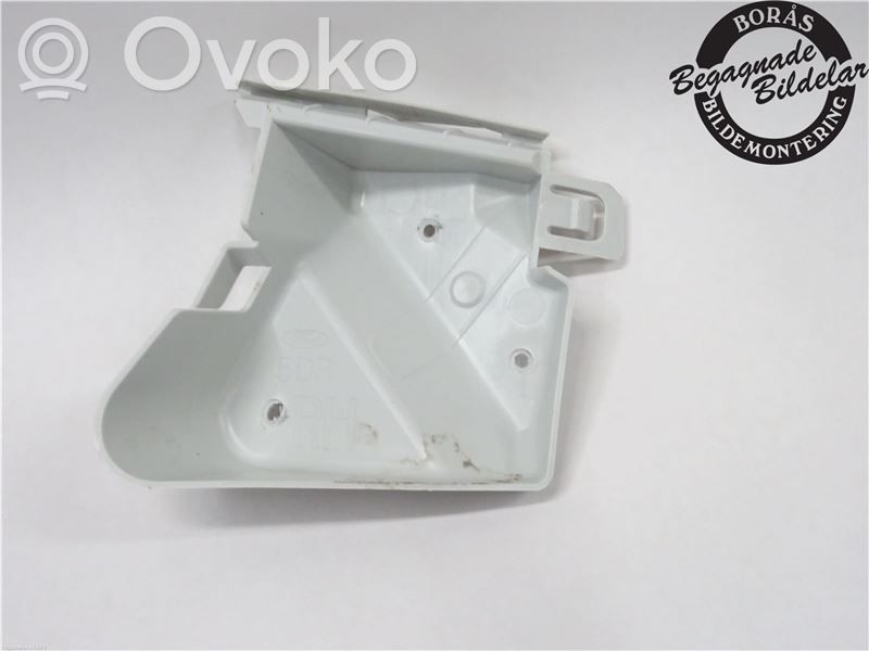Ford Focus Rear bumper mounting bracket 