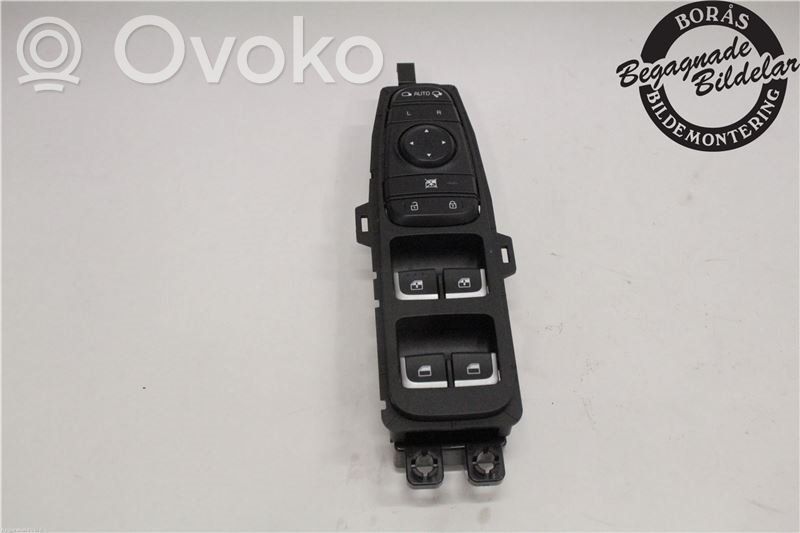 KIA Stinger Electric window control switch 