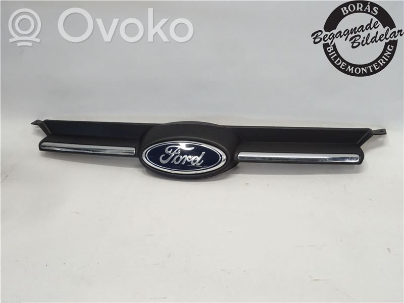 Ford Focus Front bumper lower grill 